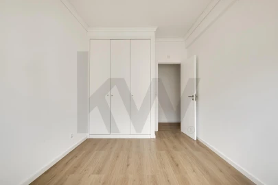 Apartamento T2 para Arrendamento em Arroios