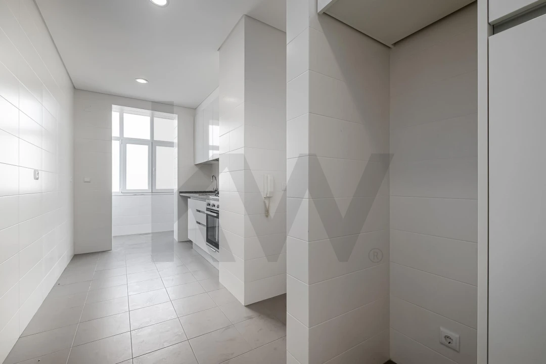Apartamento T2 para Arrendamento em Arroios Foto 3