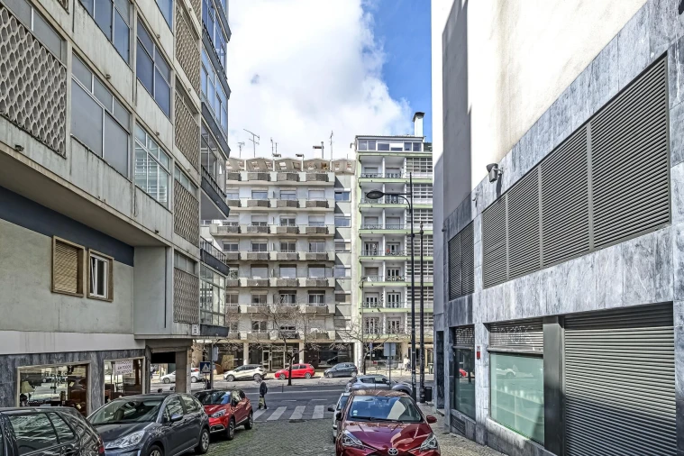 Apartamento T2 para Arrendamento em Arroios Foto 18
