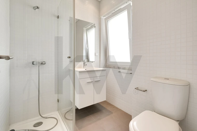 Apartamento T2 para Arrendamento em Arroios Foto 11