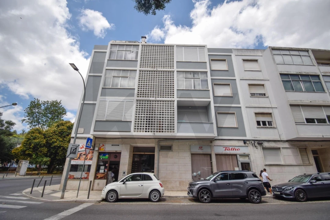 Apartamento T1 para Arrendamento em São Domingos de Benfica Foto 25