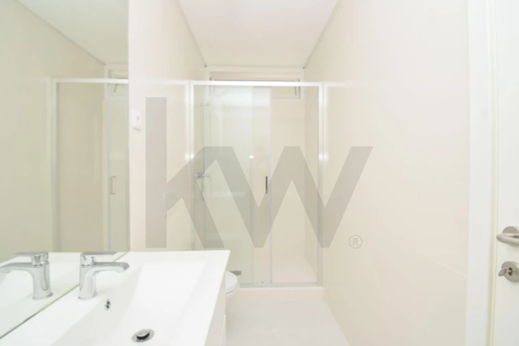 Apartamento T1 para Arrendamento em São Domingos de Benfica Foto 22
