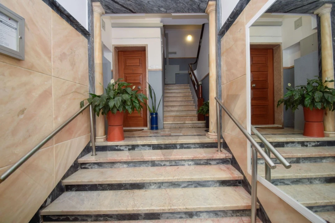 Apartamento T1 para Arrendamento em São Domingos de Benfica Foto 23