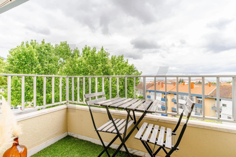 Apartamento T1 para Arrendamento em Póvoa de Santa Iria e Forte da Casa Foto 13