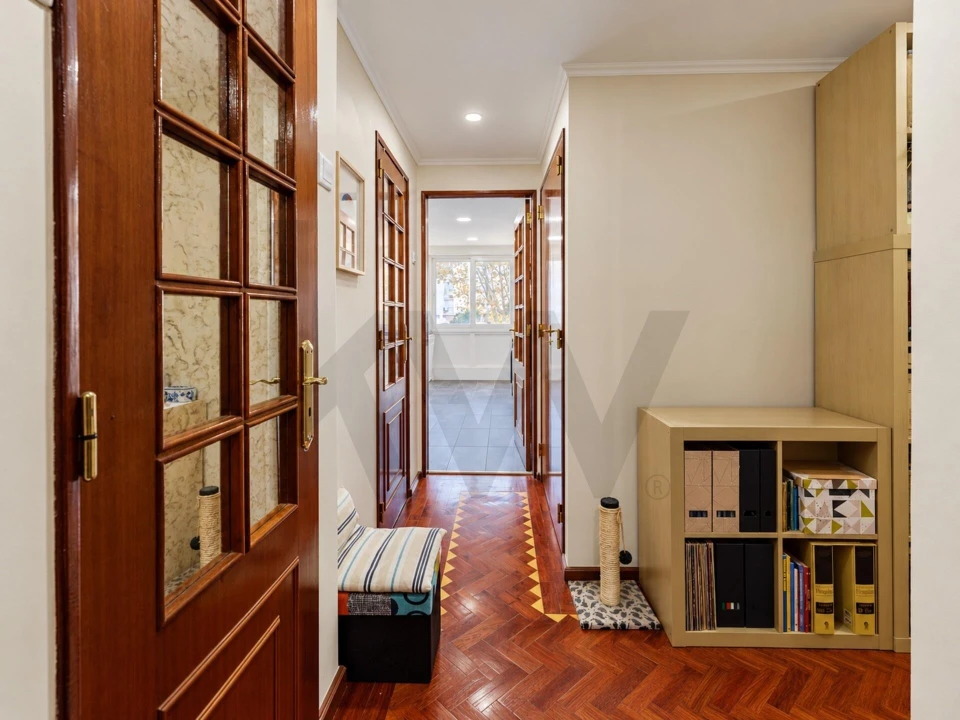 Apartamento T3 para Venda em Alfragide Foto 21