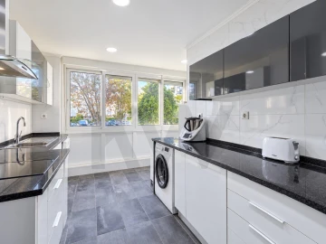 Apartamento T3 para Venda em Alfragide
