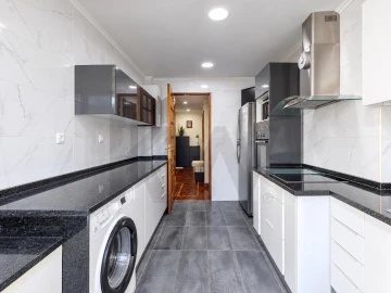 Apartamento T3 para Venda em Alfragide
