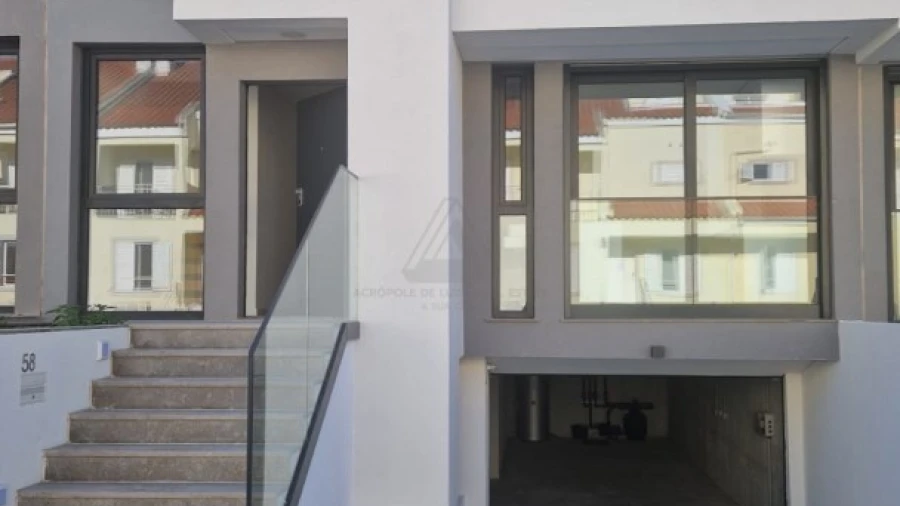 Moradia T3 para Venda em São Francisco