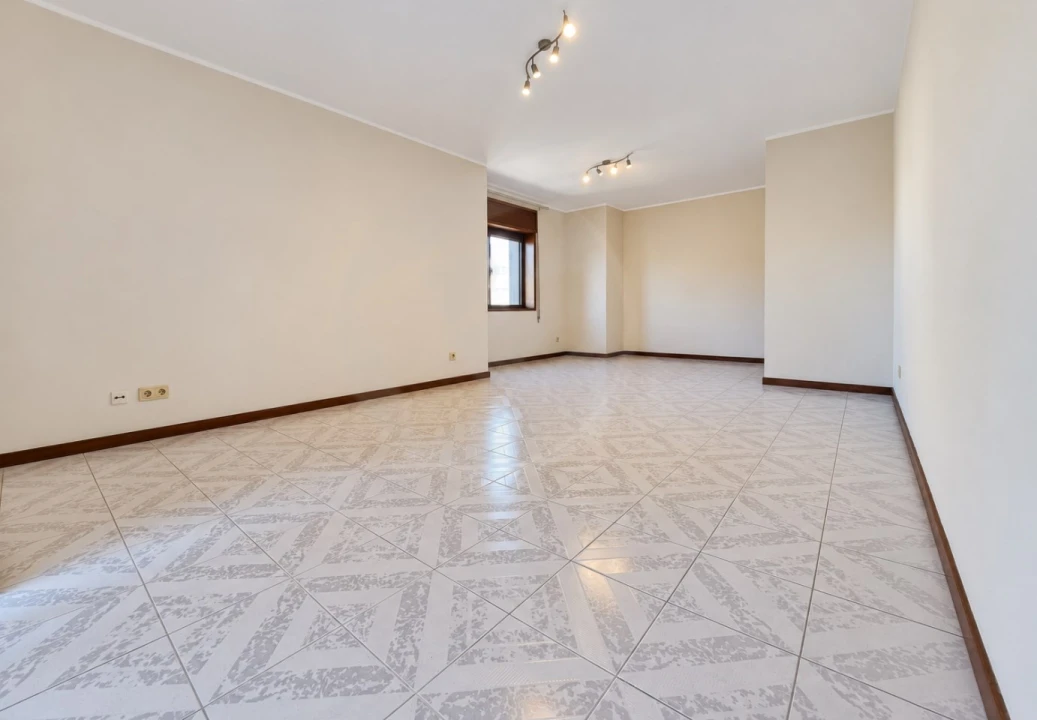 Apartamento T3 para Arrendamento em Póvoa de Varzim, Beiriz e Argivai Foto 23