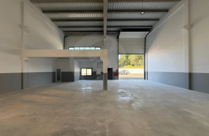 Armazém para Venda em Póvoa de Varzim, Beiriz e Argivai