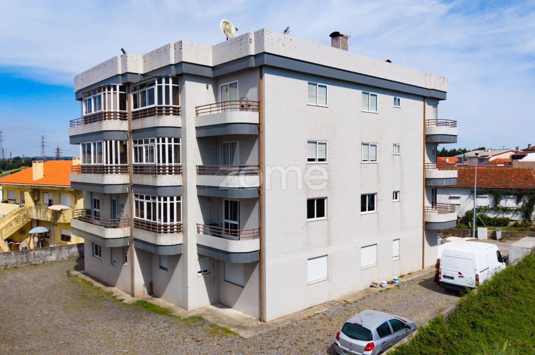 Apartamento T3 para Venda em Cidade da Maia Foto 4