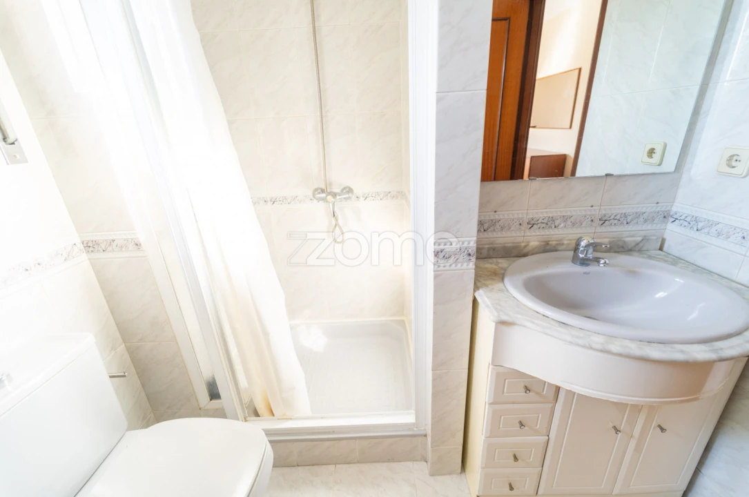 Apartamento T3 para Venda em Cidade da Maia Foto 32