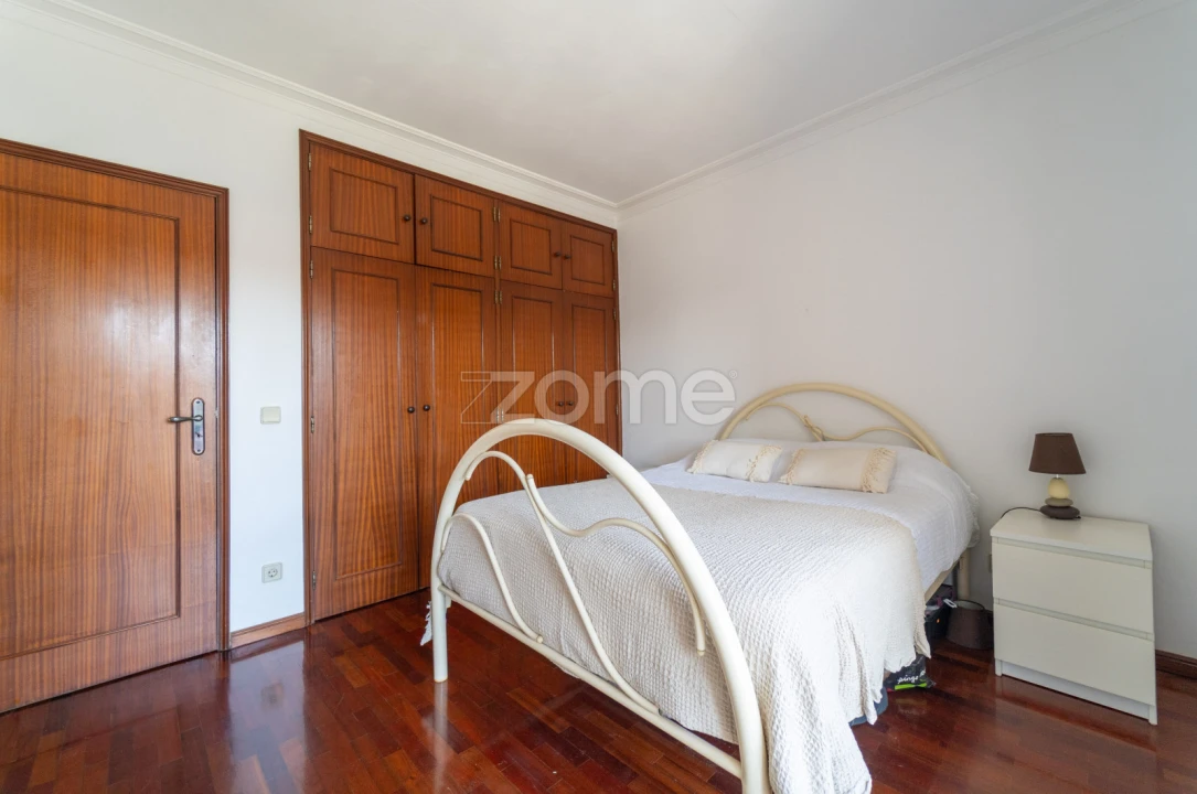 Apartamento T3 para Venda em Cidade da Maia Foto 39