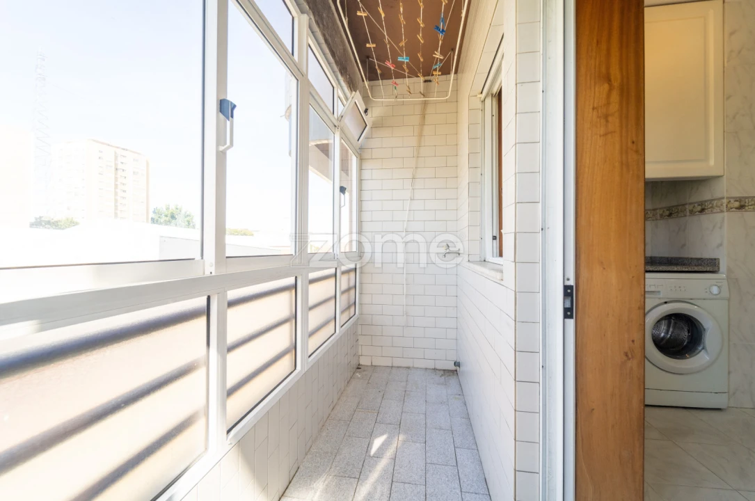 Apartamento T3 para Venda em Cidade da Maia Foto 23