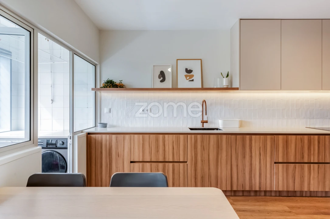 Apartamento T3 para Venda em Aldoar, Foz do Douro e Nevogilde Foto 12