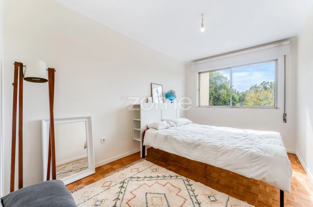 Apartamento T3 para Venda em Aldoar, Foz do Douro e Nevogilde Foto 3
