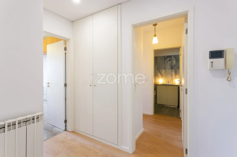 Apartamento T1 para Venda em Oliveira do Douro Foto 11