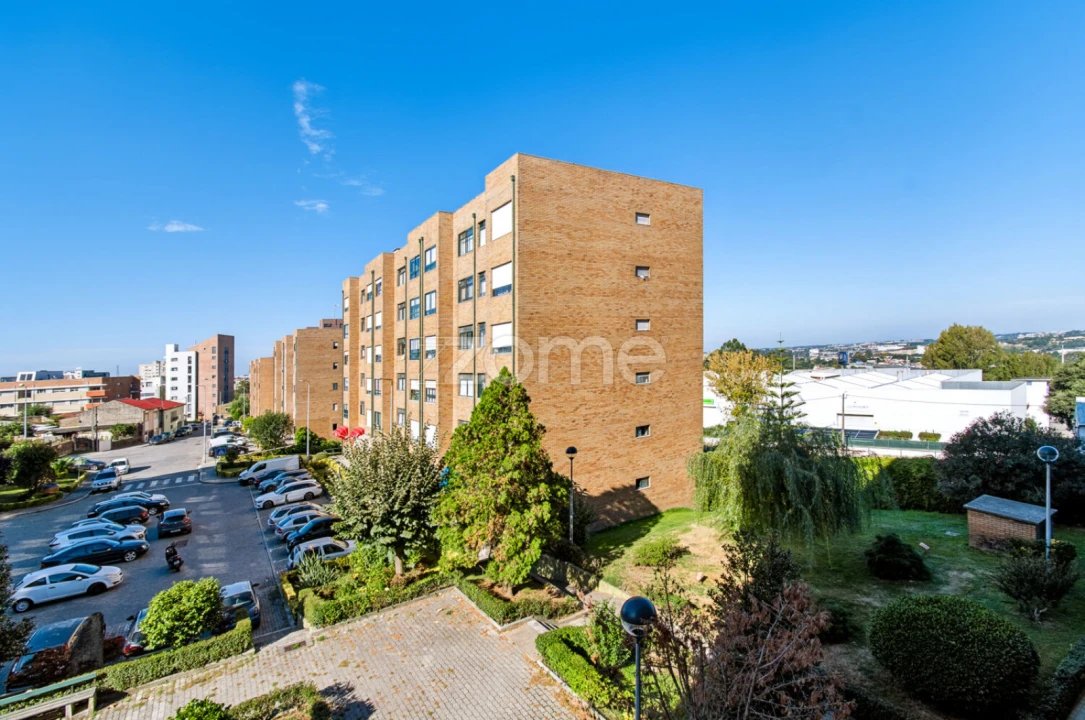Apartamento T3 para Venda em Pedrouços Foto 3