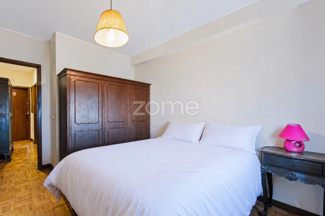 Apartamento T3 para Venda em Pedrouços Foto 16