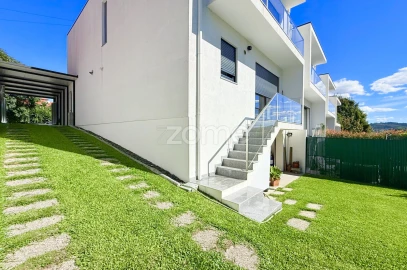 Moradia T3 para Venda em Vermoim