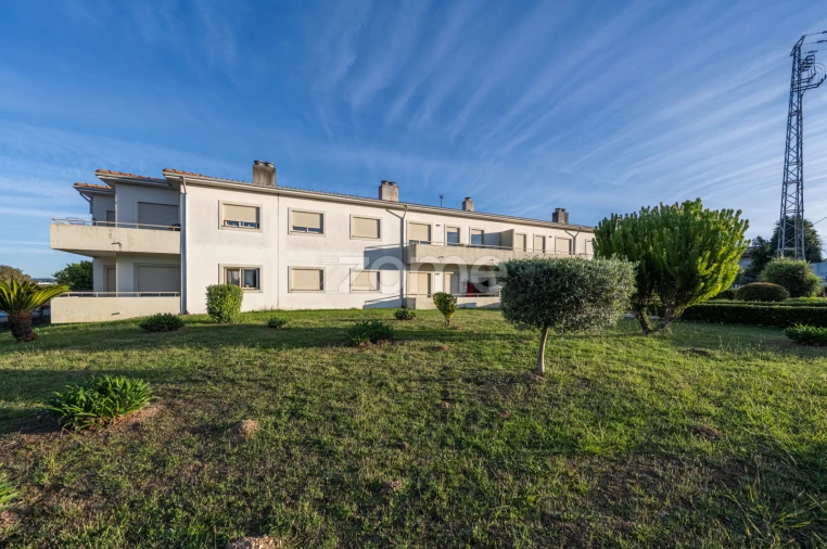 Apartamento T2 para Venda em Seide Foto 19