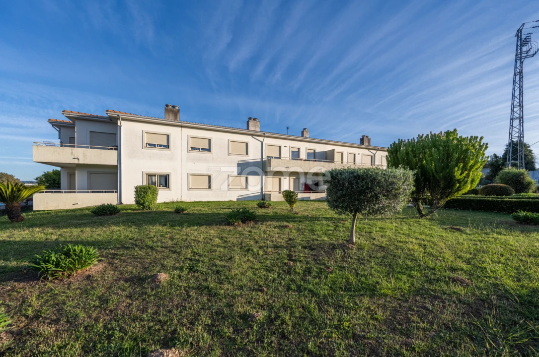 Apartamento T2 para Venda em Seide Foto 19