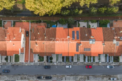 Moradia T4 para Venda em Lomar e Arcos