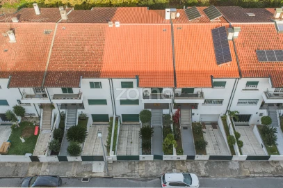 Moradia T4 para Venda em Lomar e Arcos