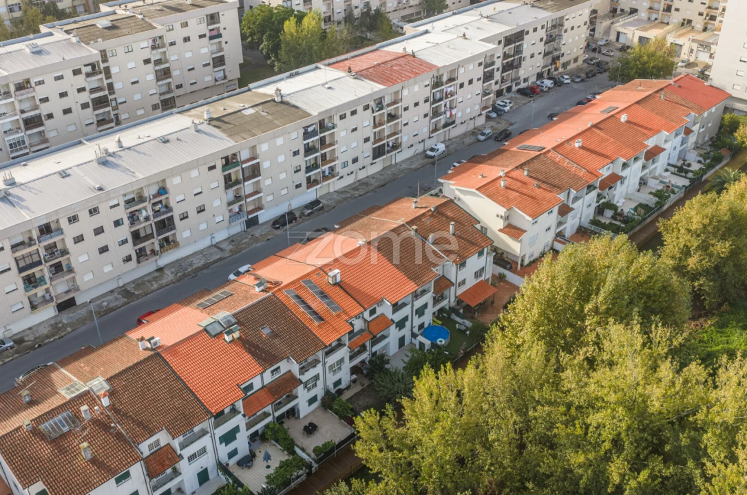 Moradia T4 para Venda em Lomar e Arcos Foto 37