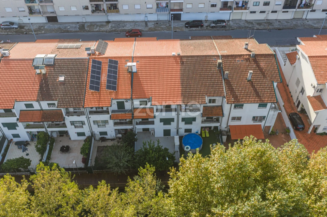 Moradia T4 para Venda em Lomar e Arcos Foto 33