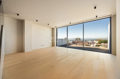 Apartamento T3 para Venda em Braga (Maximinos, Sé e Cividade)
