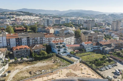 Apartamento T3 para Venda em Braga (Maximinos, Sé e Cividade)