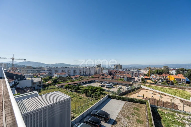 Apartamento T3 para Venda em Braga (Maximinos, Sé e Cividade) Foto 16