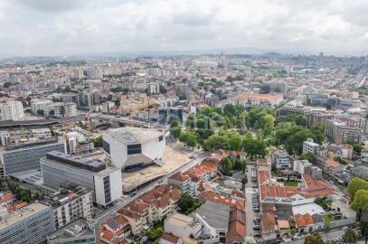 Apartamento T1 para Arrendamento em Lordelo do Ouro e Massarelos