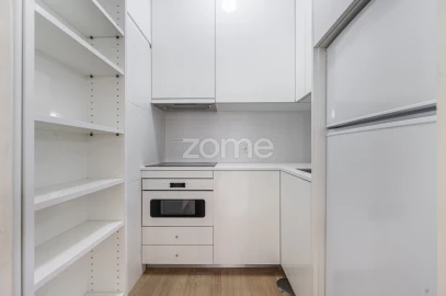 Apartamento T1 para Arrendamento em Lordelo do Ouro e Massarelos