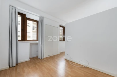 Apartamento T1 para Arrendamento em Lordelo do Ouro e Massarelos