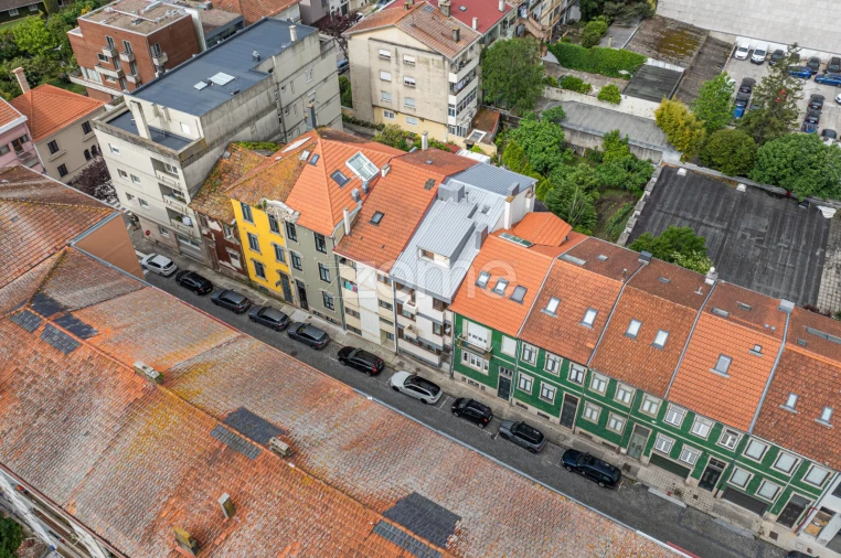 Apartamento T1 para Arrendamento em Lordelo do Ouro e Massarelos Foto 6
