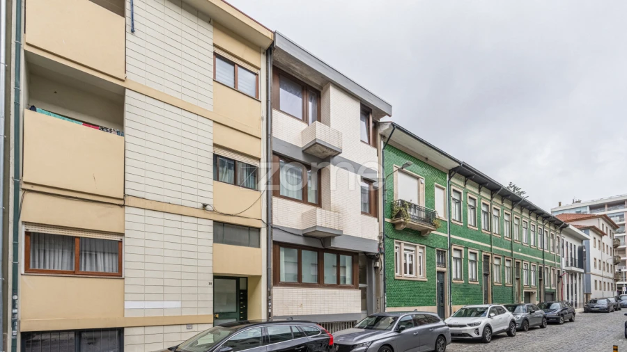 Apartamento T1 para Arrendamento em Lordelo do Ouro e Massarelos