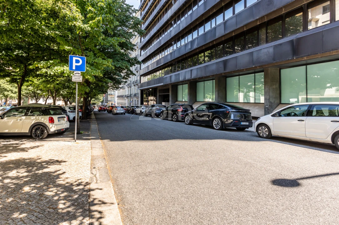 Apartamento T3 para Venda em Arroios Foto 5
