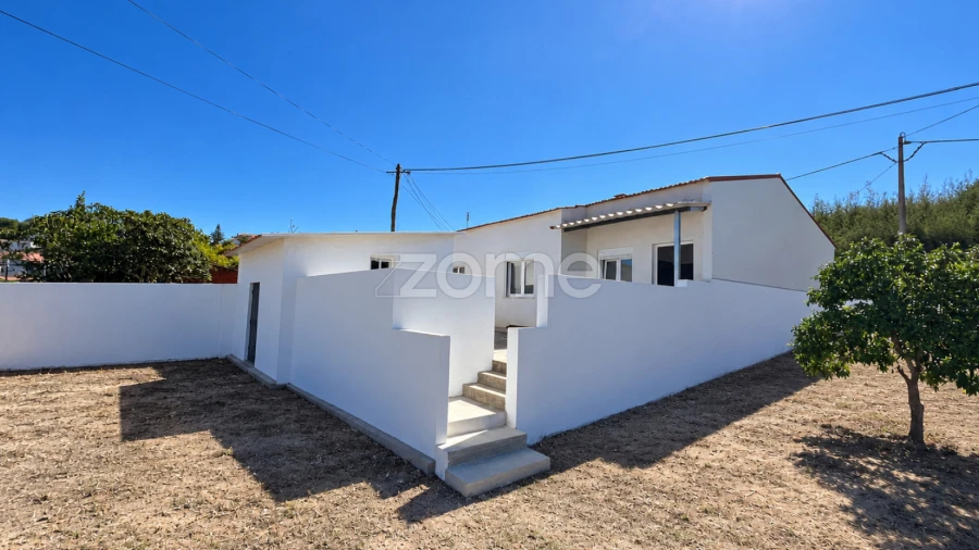 Moradia T3 para Venda em São Martinho do Bispo e Ribeira de Frades