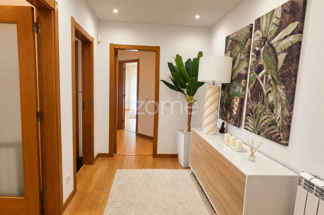 Apartamento T3 para Arrendamento em Sacavém e Prior Velho Foto 2