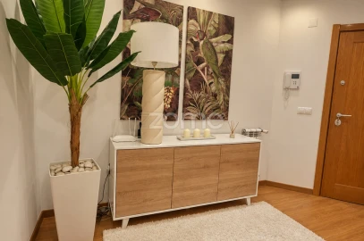 Apartamento T3 para Arrendamento em Sacavém e Prior Velho
