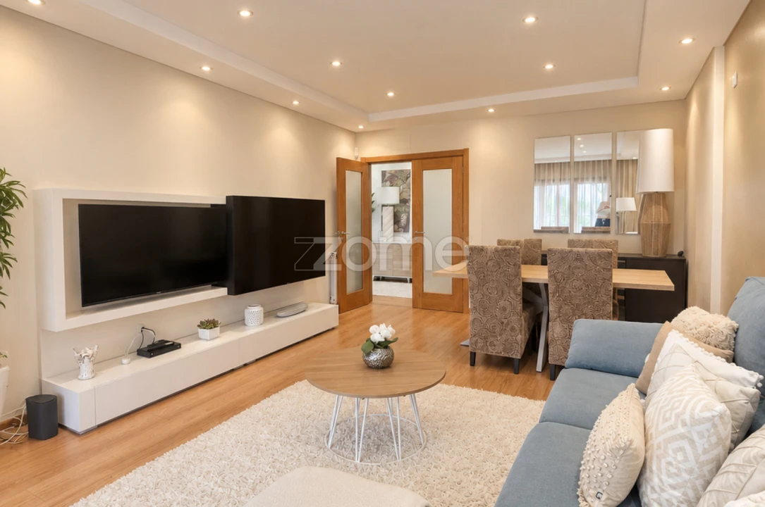 Apartamento T3 para Arrendamento em Sacavém e Prior Velho Foto 7