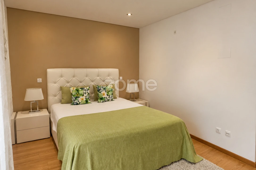 Apartamento T3 para Arrendamento em Sacavém e Prior Velho Foto 18