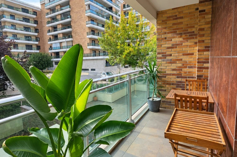 Apartamento T3 para Arrendamento em Sacavém e Prior Velho Planta 1