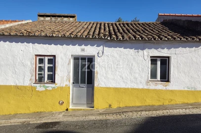 Moradia T2 para Venda em Viana do Alentejo