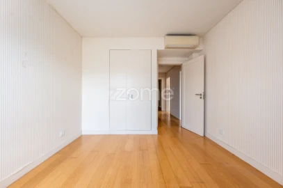 Apartamento T3 para Arrendamento em Belém