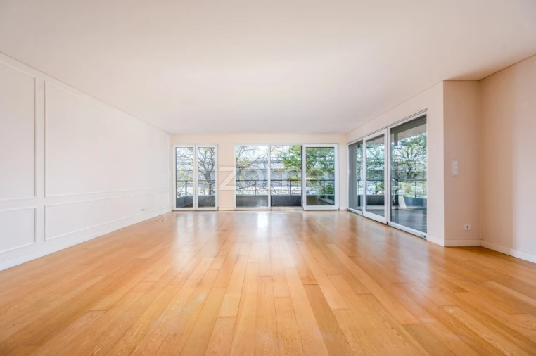 Apartamento T3 para Arrendamento em Belém Foto 2
