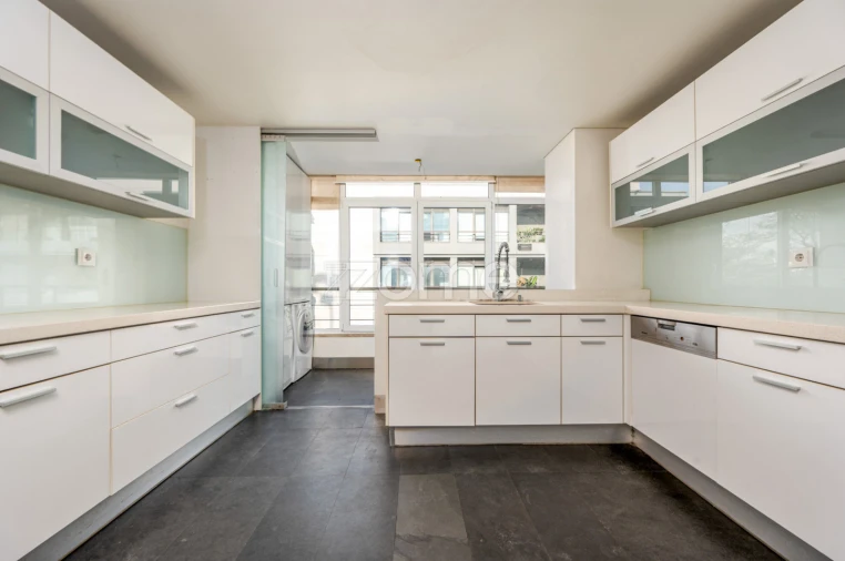 Apartamento T3 para Arrendamento em Belém Foto 7