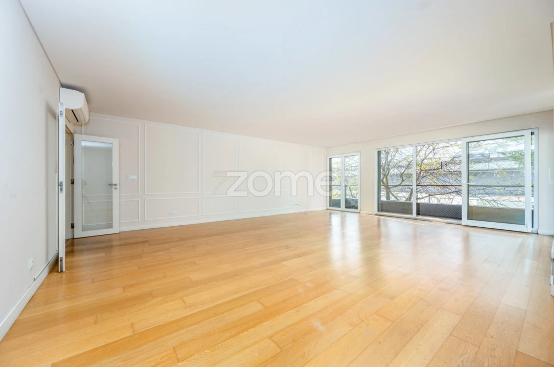 Apartamento T3 para Arrendamento em Belém Foto 5